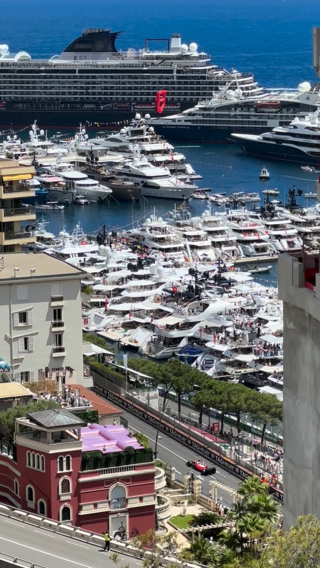 Descubra cidade flutuante: o espetáculo dos megaiates que cerca o gp de mônaco