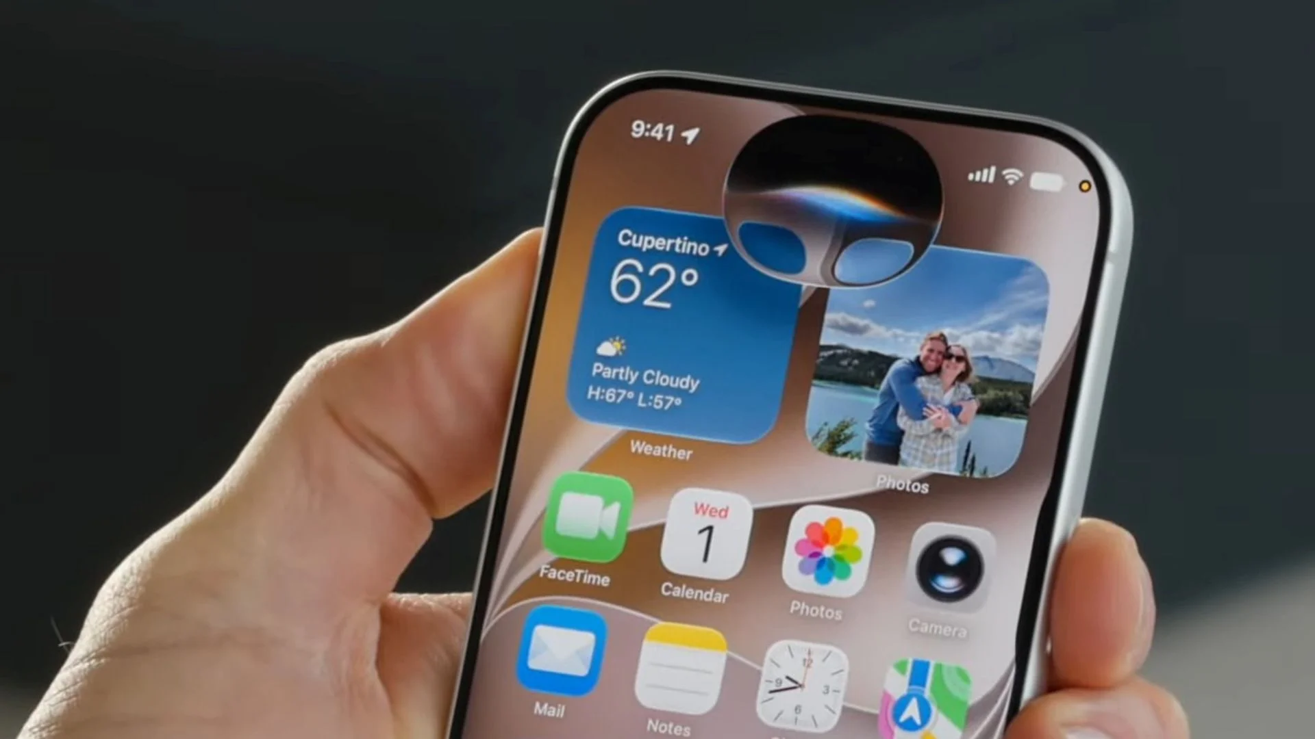 Apple afirma que nova Siri com IA não foi criada para ser parceira romântica