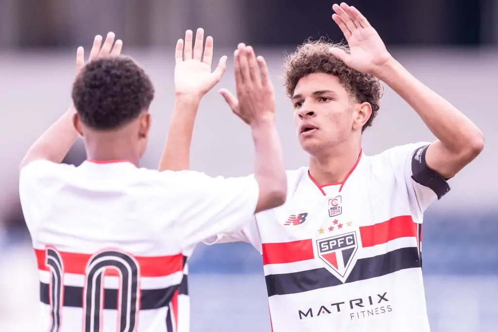 São Paulo goleia São Bento no sub-17 por 8 a 0 e vence também no sub-15 por 3 a 0