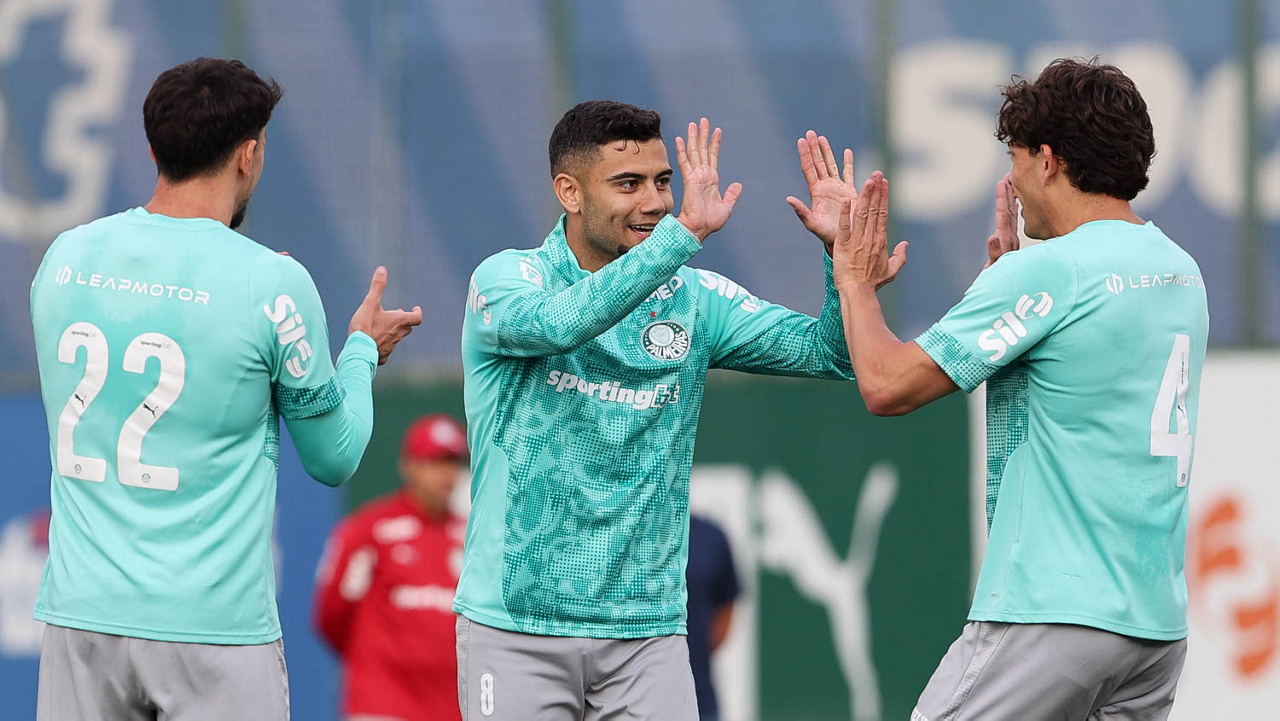 Palmeiras confia em manter titulares na janela e não recebeu propostas oficiais