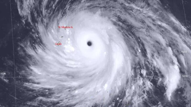 Supertufão Bavi se aproxima de Guam e Ilhas Marianas do Norte com ventos de 260 km/h