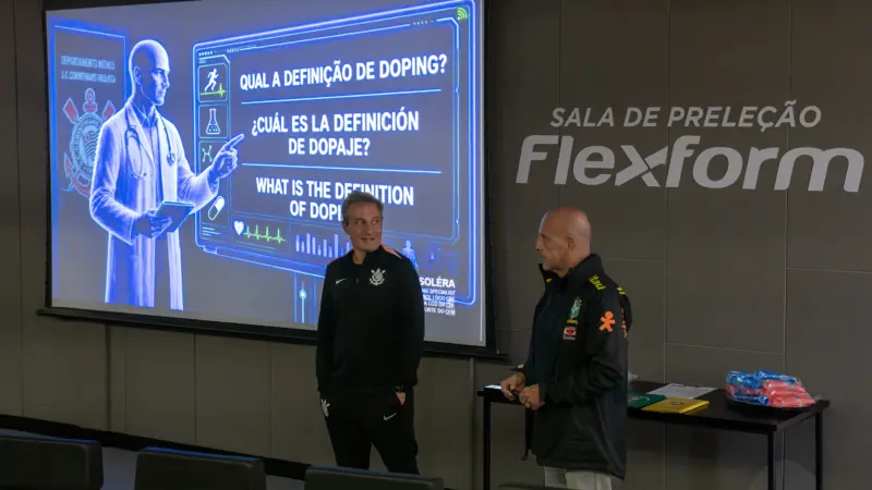 Corinthians treina em dois períodos no CT Dr. Joaquim Grava e recebe palestra sobre antidoping