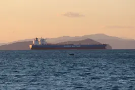 Arábia Saudita busca coalizão internacional para proteger tráfego no Mar Vermelho