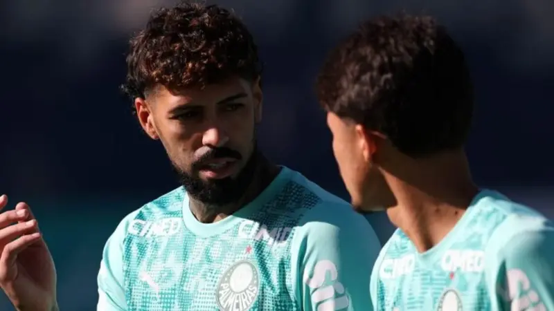 Barboza tem pena reduzida e fica apto a estrear pelo Palmeiras; CBF antecipa duelo com o Coritiba e encurta preparação