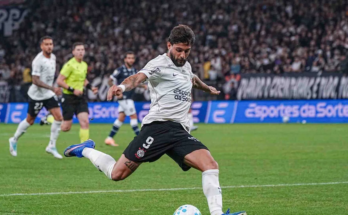 Corinthians recebe Athletico-PR na Neo Química Arena pela 21ª rodada do Brasileirão