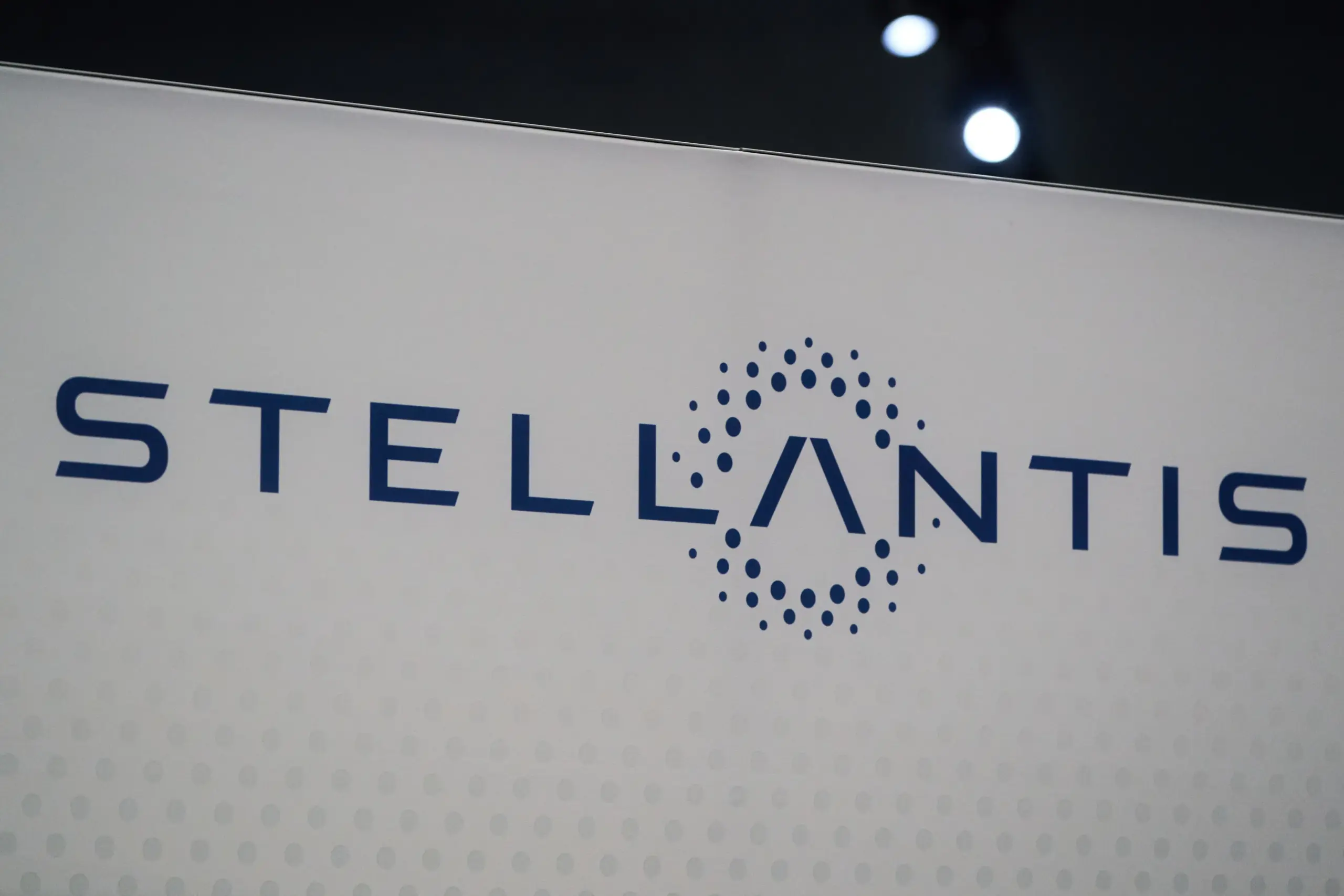 Stellantis registra alta de 10% nas entregas no 2º trimestre impulsionada pela América do Norte