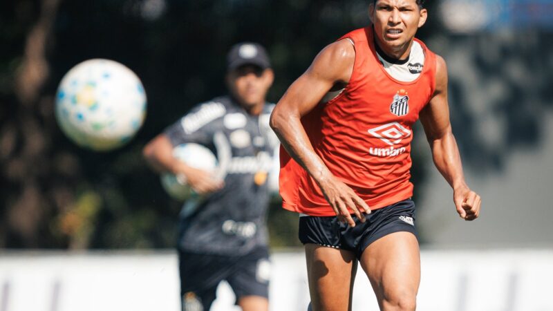 Santos encara Botafogo sem Gabigol; Rony e Thaciano chegam em baixa