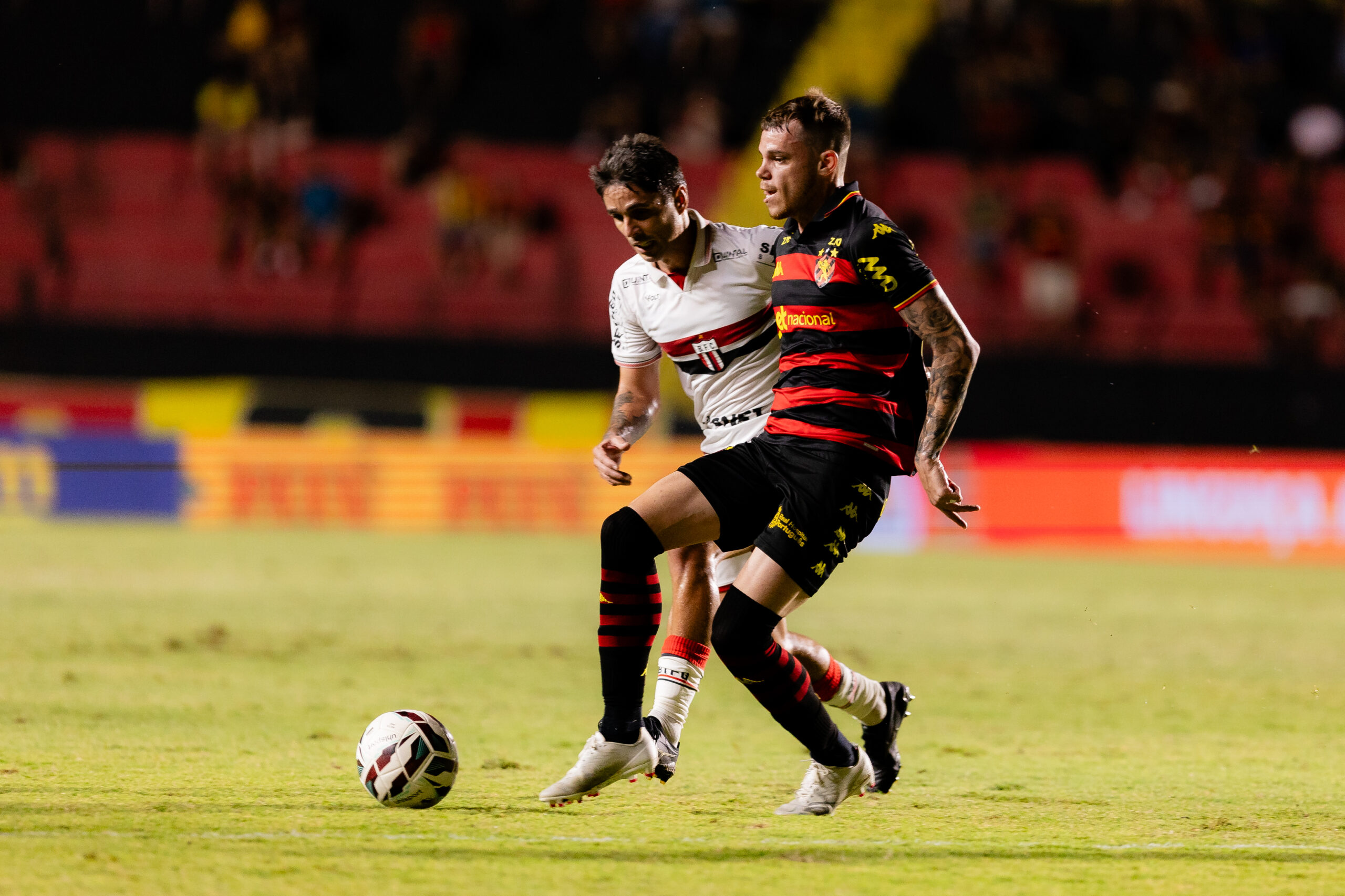 10/07/2026 — Com gol nos acréscimos, Sport empata em 3 a 3 com o Botafogo-SP pela Série B
