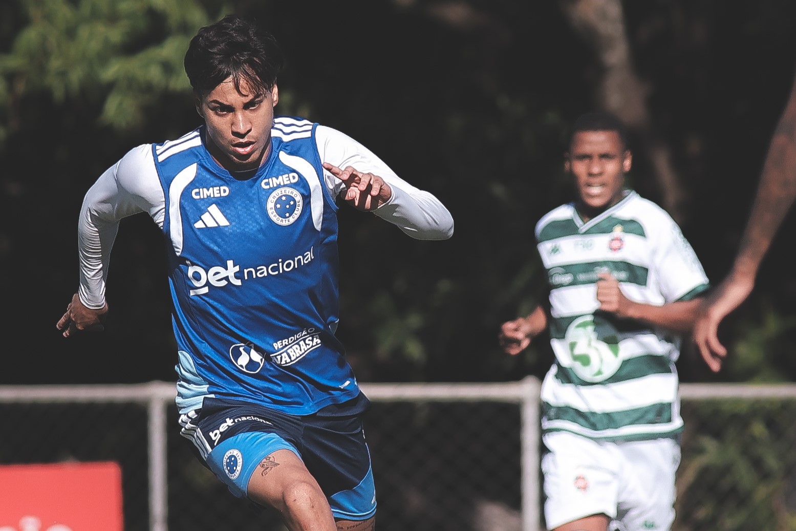 Cruzeiro goleia São Caetano e Ipatinga em dois jogos-treino na Toca da Raposa 2
