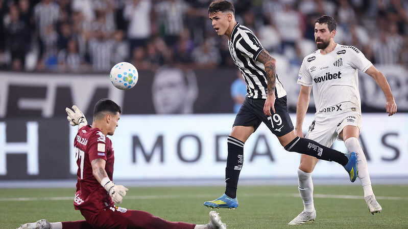 16/07/2026 – Santos perde por 2 a 1 para o Botafogo com gol nos acréscimos
