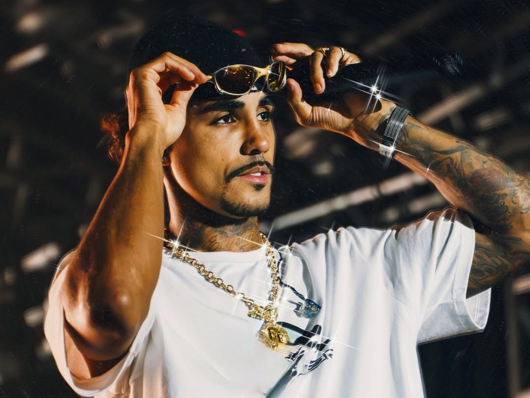 Fenômeno Global: MC Livinho arrasta 100 mil pessoas e consolida a era de ouro do Funk no mundo