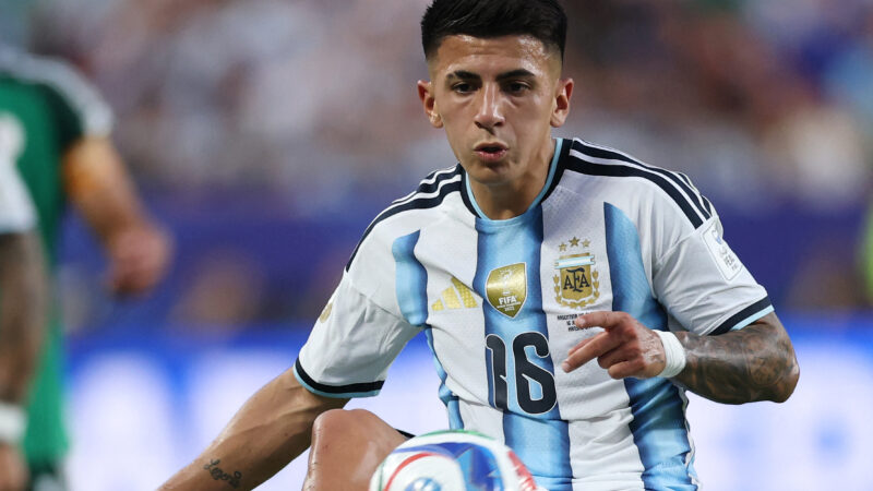 Flamengo avança em negociação por Thiago Almada e reunião decisiva deve ocorrer no fim de semana