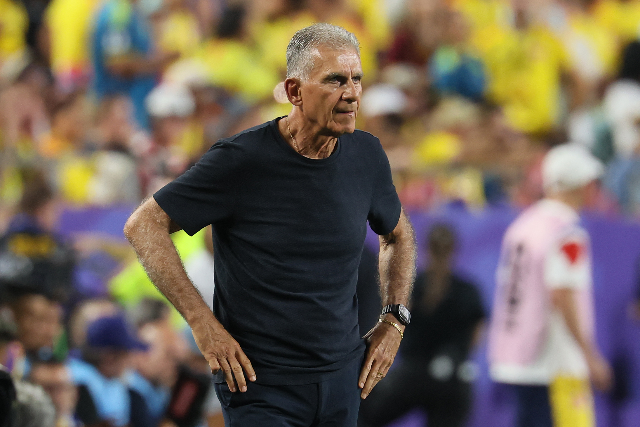 Carlos Queiroz deixa o comando de Gana após derrota para a Colômbia nos 16-avos da Copa