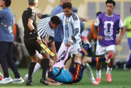 Fifa abre investigação sobre incidentes após final da Copa do Mundo entre Espanha e Argentina