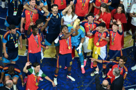 Jogadores da Espanha receberão 756 mil euros cada pelo título da Copa do Mundo de 2026