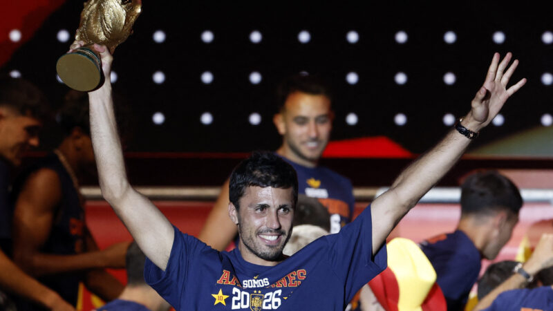 Rodri inicia breve reabilitação após cirurgia nas costas