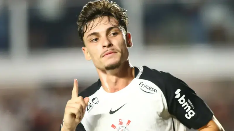 Atalanta quer contratar Breno Bidon, do Corinthians, para substituir Éderson após acordo com Manchester United