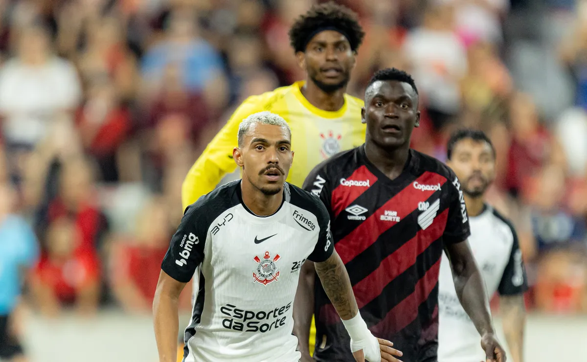 Corinthians e Athletico-PR se enfrentam na Neo Química Arena pela 21ª rodada do Brasileirão
