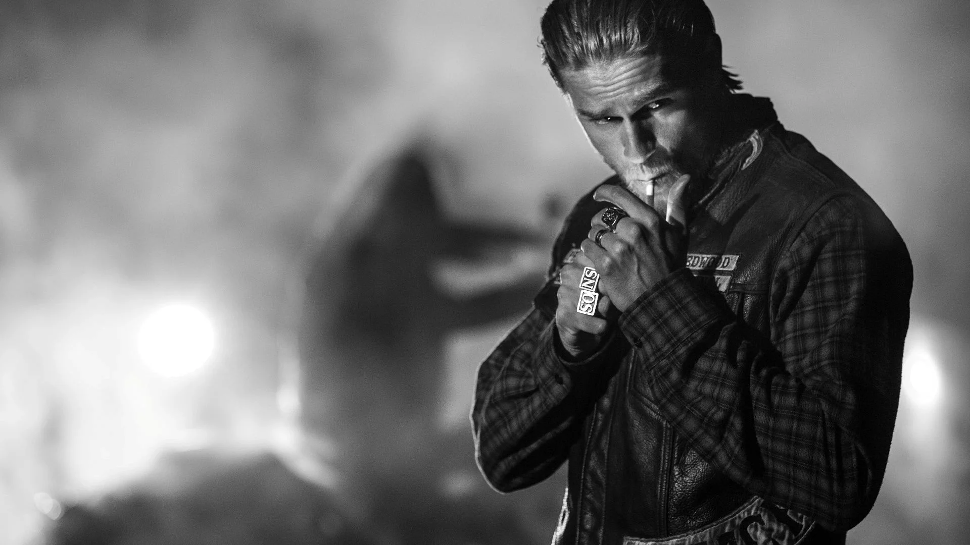 Charlie Hunnam será o protagonista de Criminal, nova série do Prime Video inspirada em quadrinhos