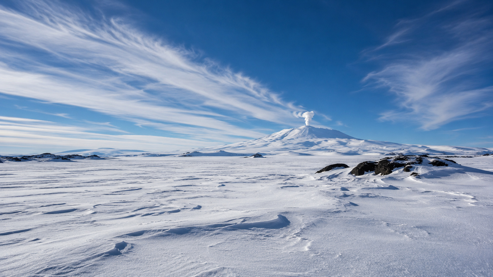 Vulcão Monte Erebus na Antártica libera cerca de 80 g de ouro microscópico por dia e partículas alcançam até 1.000 km