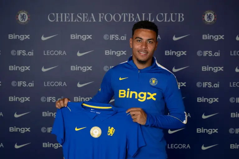 Chelsea confirma chegada do atacante Morgan Rogers por 137,5 milhões de euros
