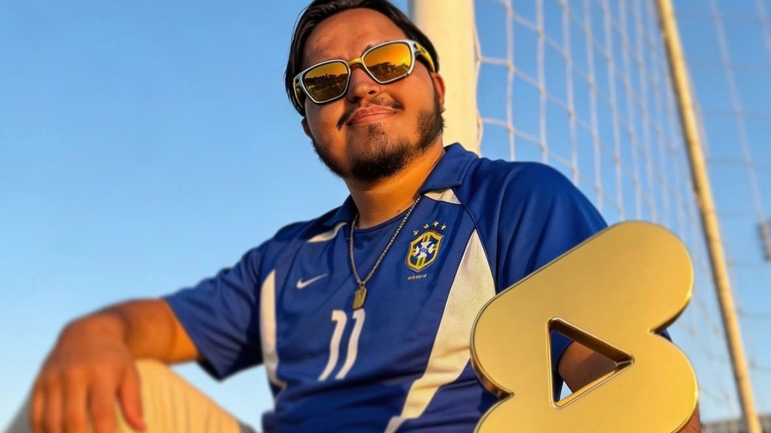 Criador de “Brasil com S” detalha estratégia que tornou a música viral antes da Copa