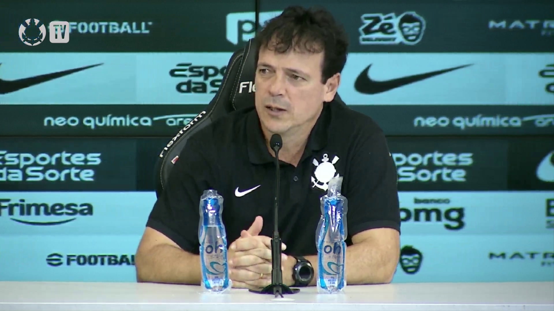 Diniz diz que seria “muito bom” ter Memphis no Corinthians