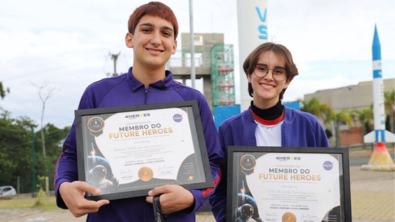 Dois alunos de 13 anos de Criciúma são selecionados para intercâmbio da NASA em 2027