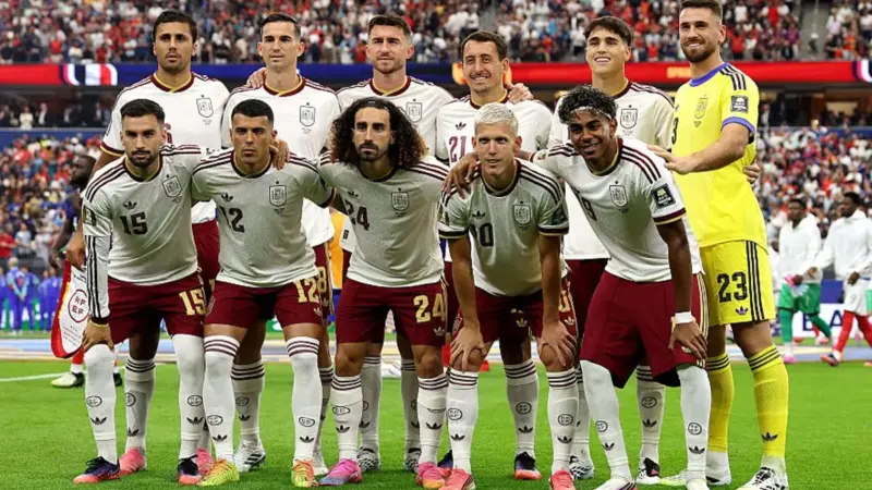 Espanha confirma time titular para final da Copa do Mundo contra Argentina