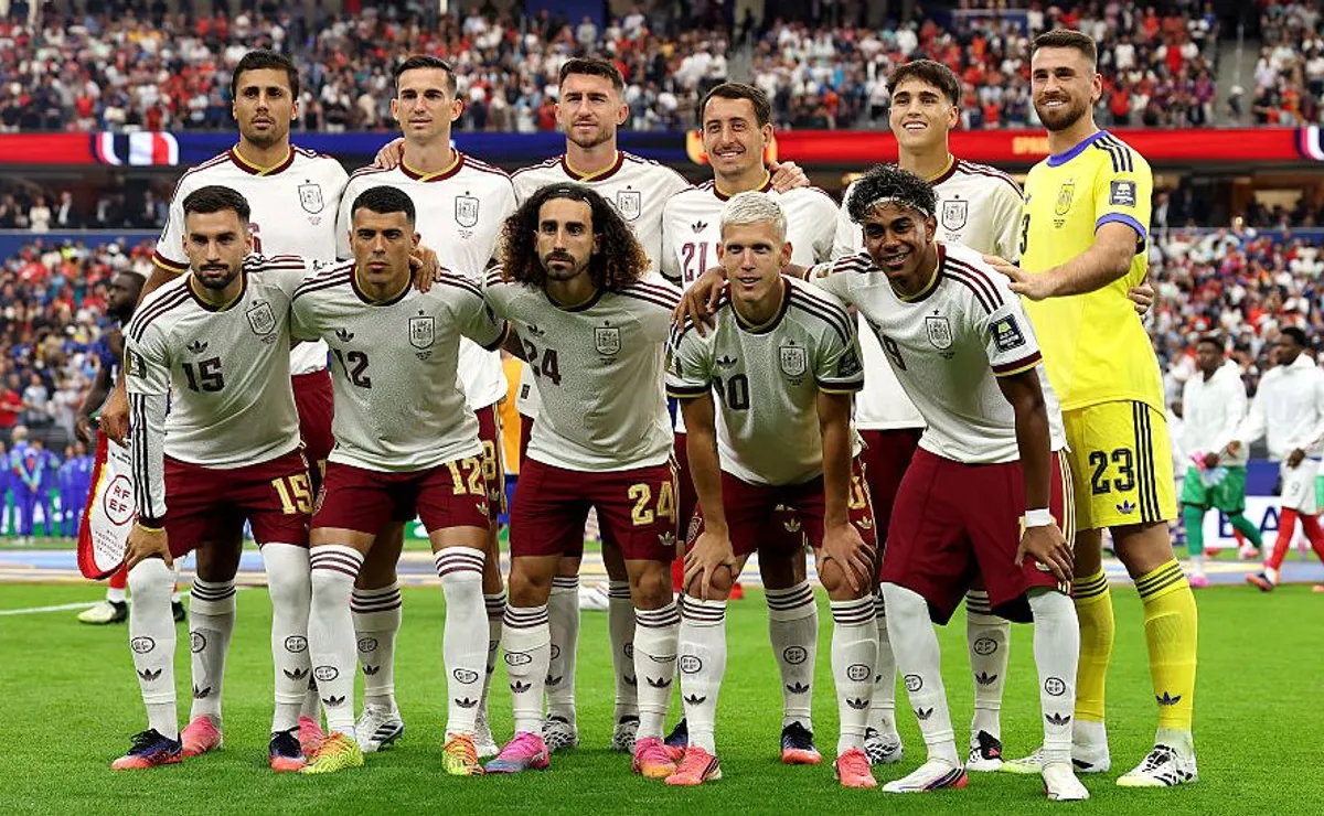 Espanha confirma time titular para final da Copa do Mundo contra Argentina