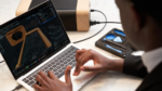 Jovem empresário cria eGPU para estender vida útil de notebooks