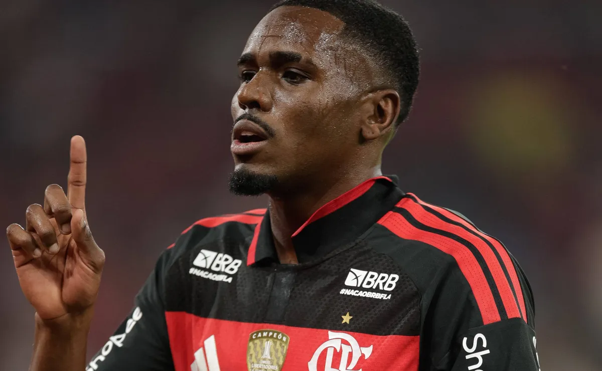 Presidente do Flamengo afirma que não venderá Evertton Araújo ao Mônaco, mesmo por 20 milhões de euros