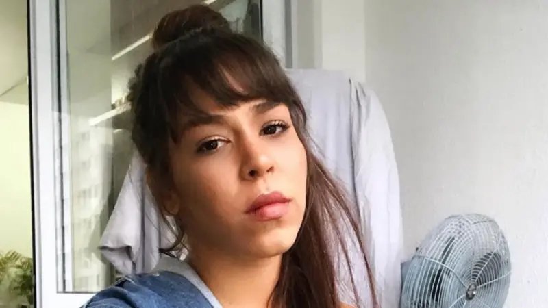 Flora Matos diz que novo álbum está 90% pronto e detalha uso de IA nos visuais