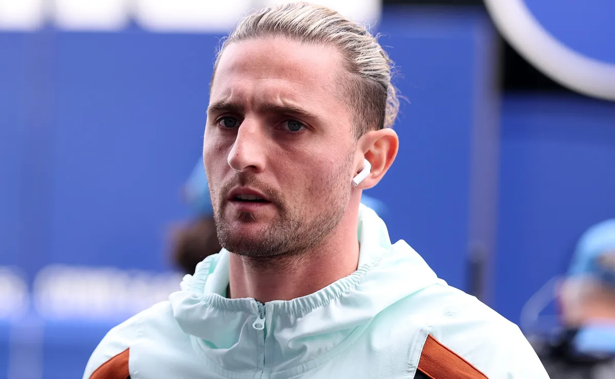 Rabiot critica atitudes de colegas após derrota da França por 6 a 4 para a Inglaterra