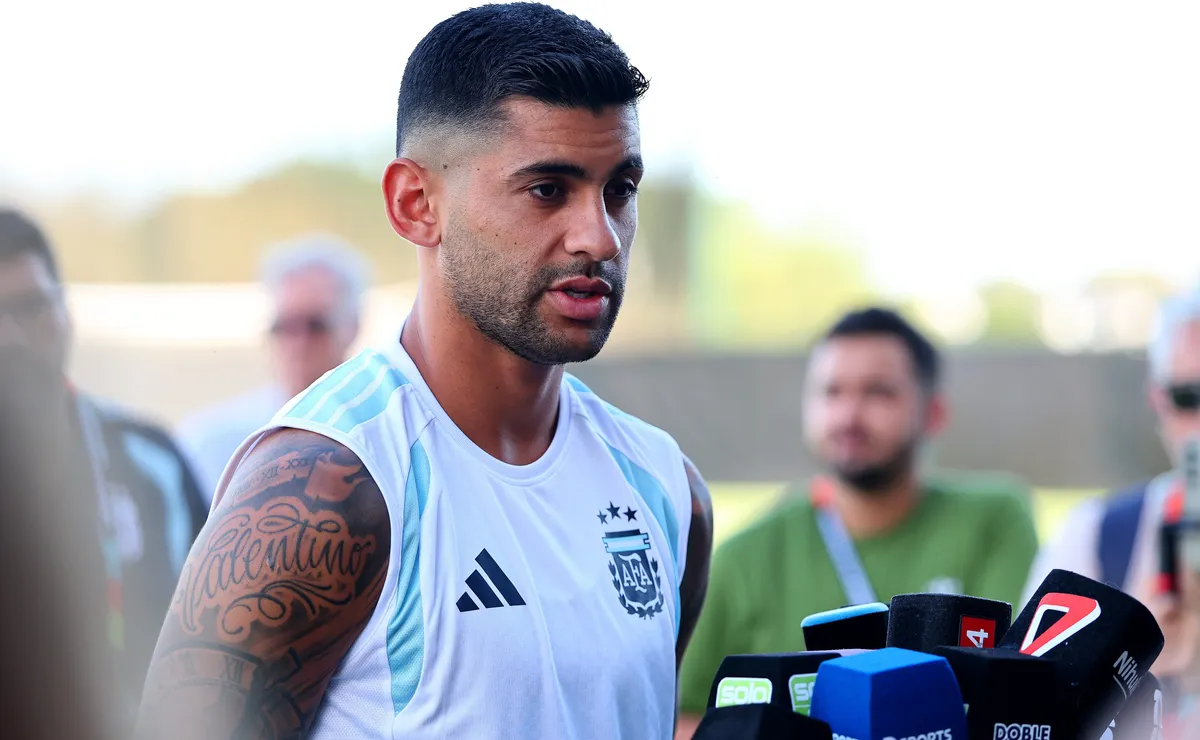 Romero rebate Courtois e afirma que seleção “não escuta” opinião de jogador sobre favoritismo