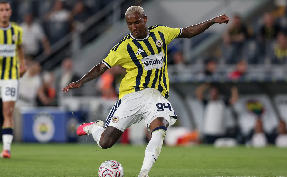 Corinthians retoma monitoramento de Anderson Talisca, diz imprensa turca