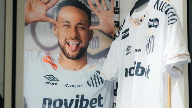 Santos escalado com Neymar como titular para enfrentar a Chapecoense na Vila Belmiro