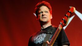 Jason Newsted aponta faixas do