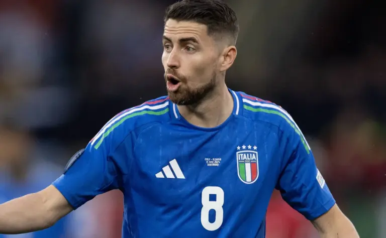Jorginho lamenta nunca ter disputado uma Copa do Mundo e critica fase ruim da Itália