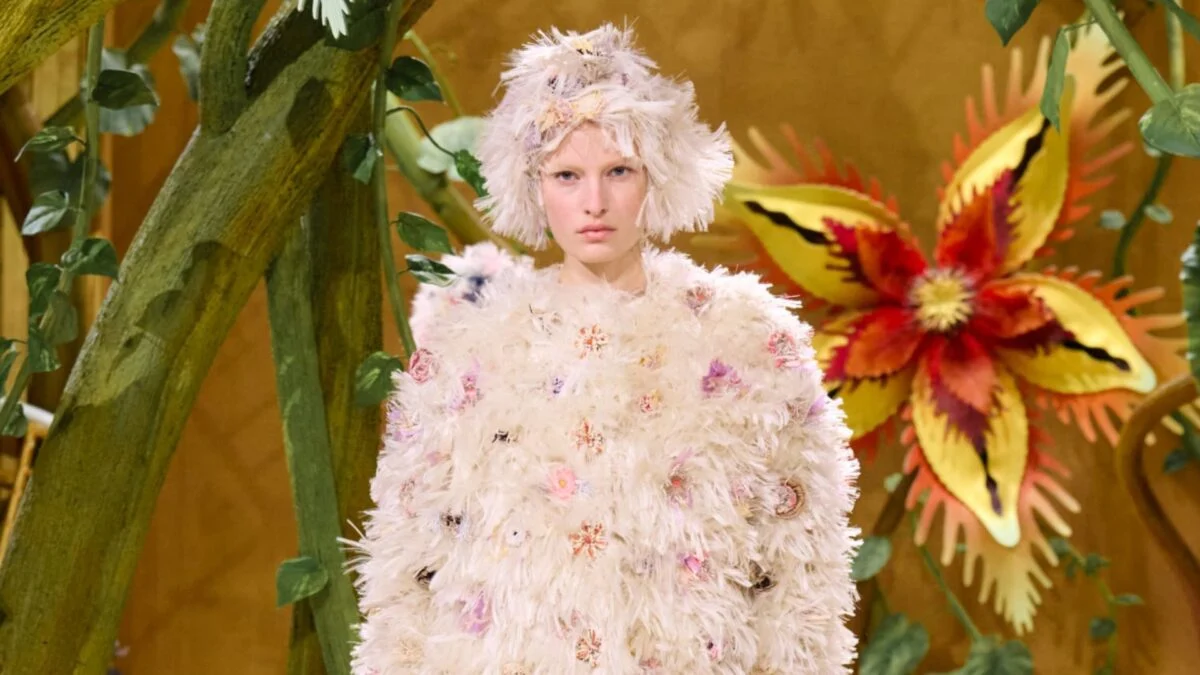 Chanel apresenta alta-costura outono-inverno 2026 inspirada em contos de fadas