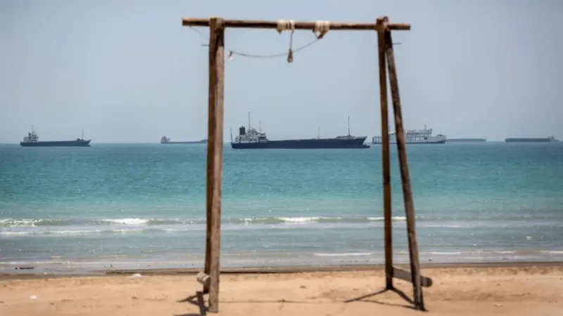 Irã e Catar retomam comércio marítimo entre portos de Dayyer e Al Ruwais