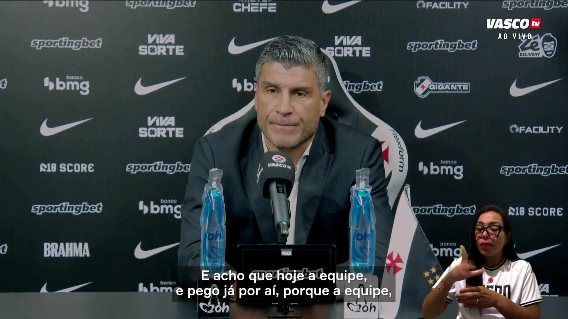 Técnico do Vasco destaca “novo espírito” da equipe após mudanças no intervalo