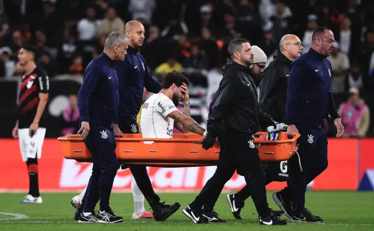 Corinthians empata em 0 a 0 com Athletico-PR e preocupa-se com lesão de Yuri Alberto