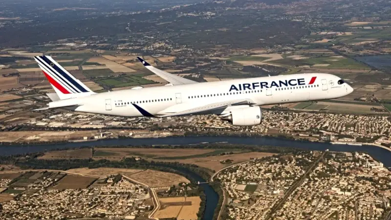 Air France aumenta para cinco voos semanais entre Paris e Salvador na alta temporada 2026/2027