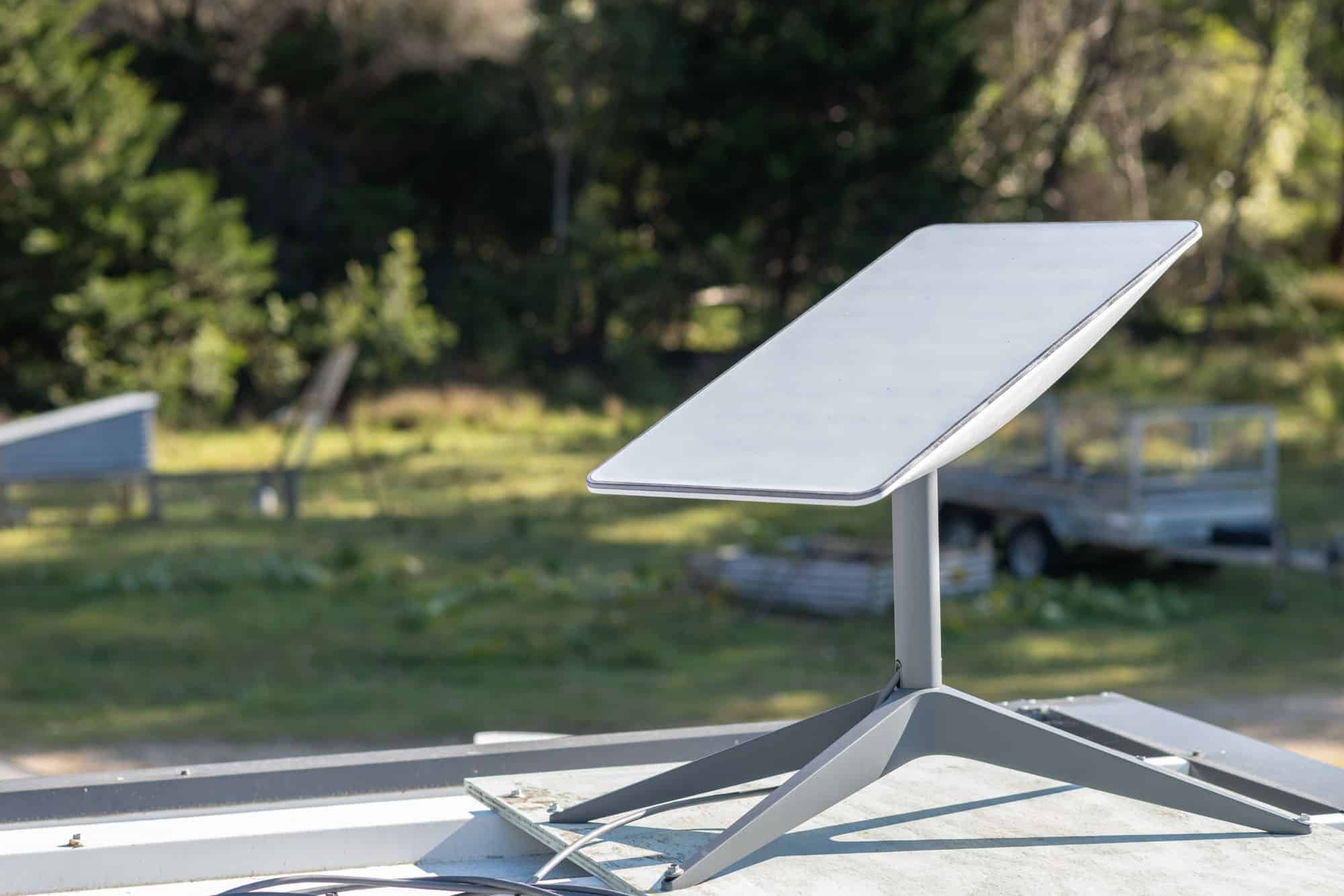 Starlink lança antena residencial V5: menor, mais leve e com menor consumo de energia