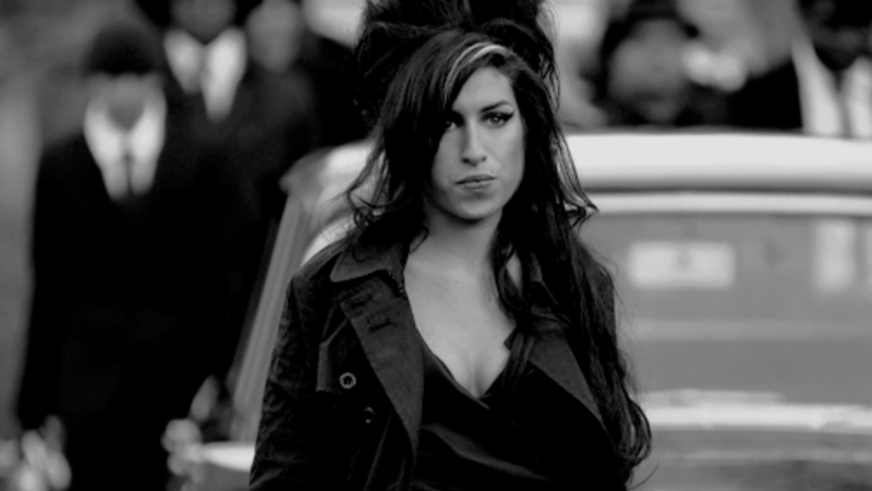 23/07/2011 — 15 anos sem Amy Winehouse: espólio afirma que música segue conectando pessoas