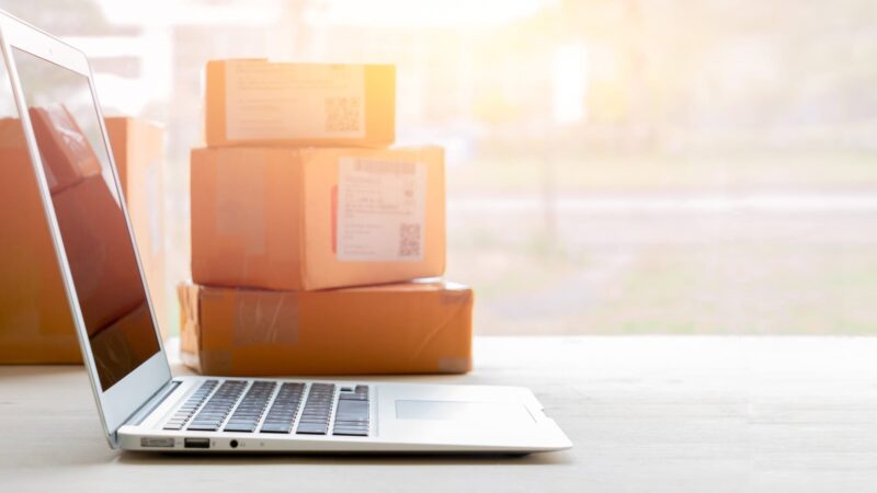 20/10/2026 — Comissão Europeia multa AliExpress em €550 milhões por falhas no controle de produtos falsos e inseguros