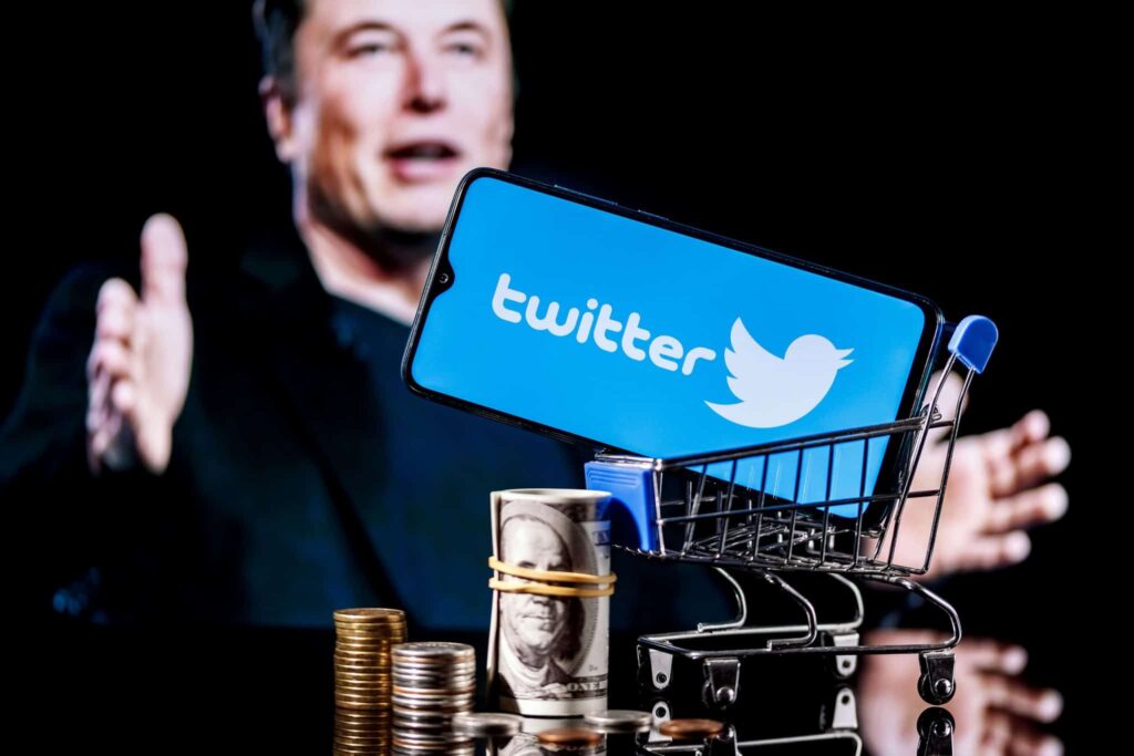 Elon Musk pode ter de pagar indenização bilionária por tuíte de 13/05/2022