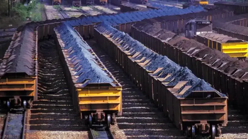 Primeiro ETF de minerais críticos estreia na B3; outros dois chegam em julho