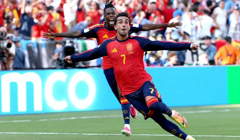 Espanha vence a Argentina e conquista o bicampeonato da Copa do Mundo